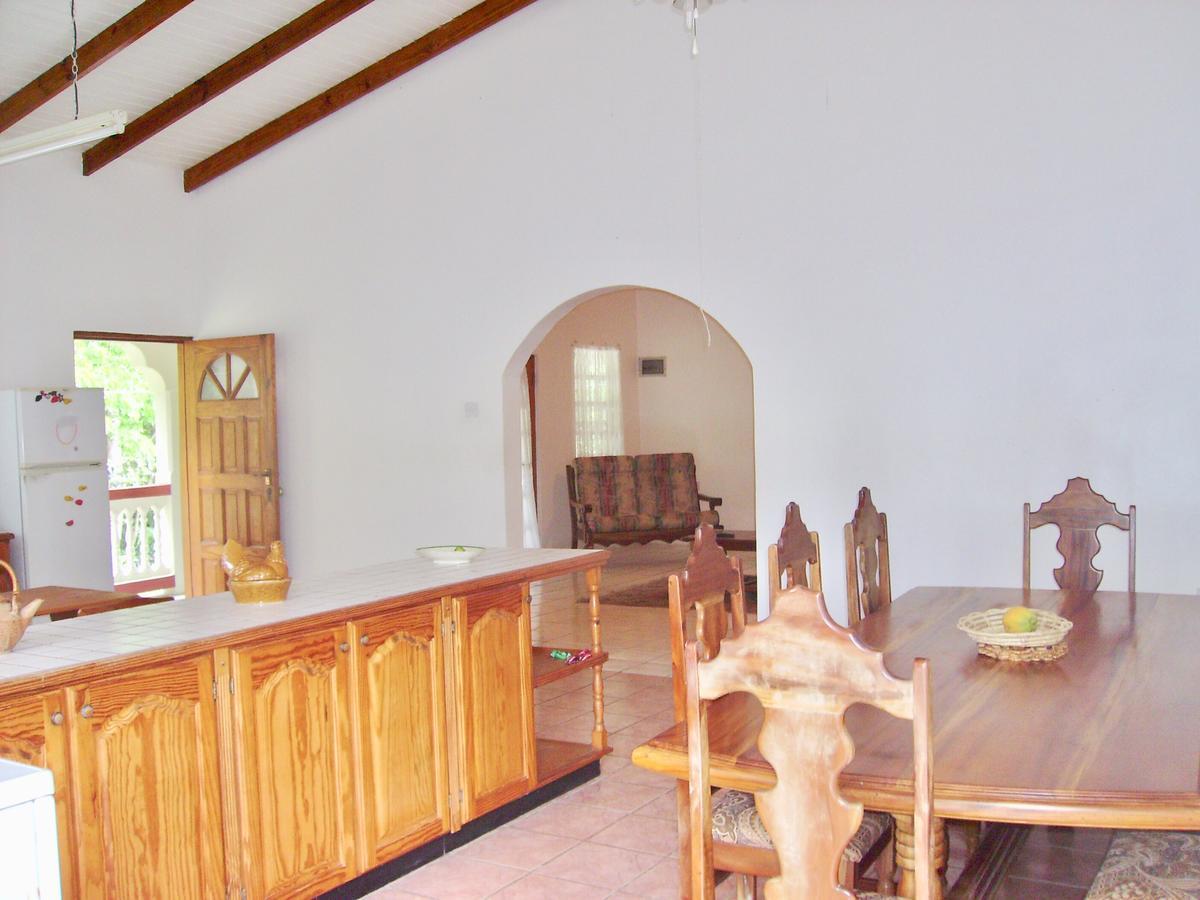 Diamondview Apartment Soufriere Ngoại thất bức ảnh