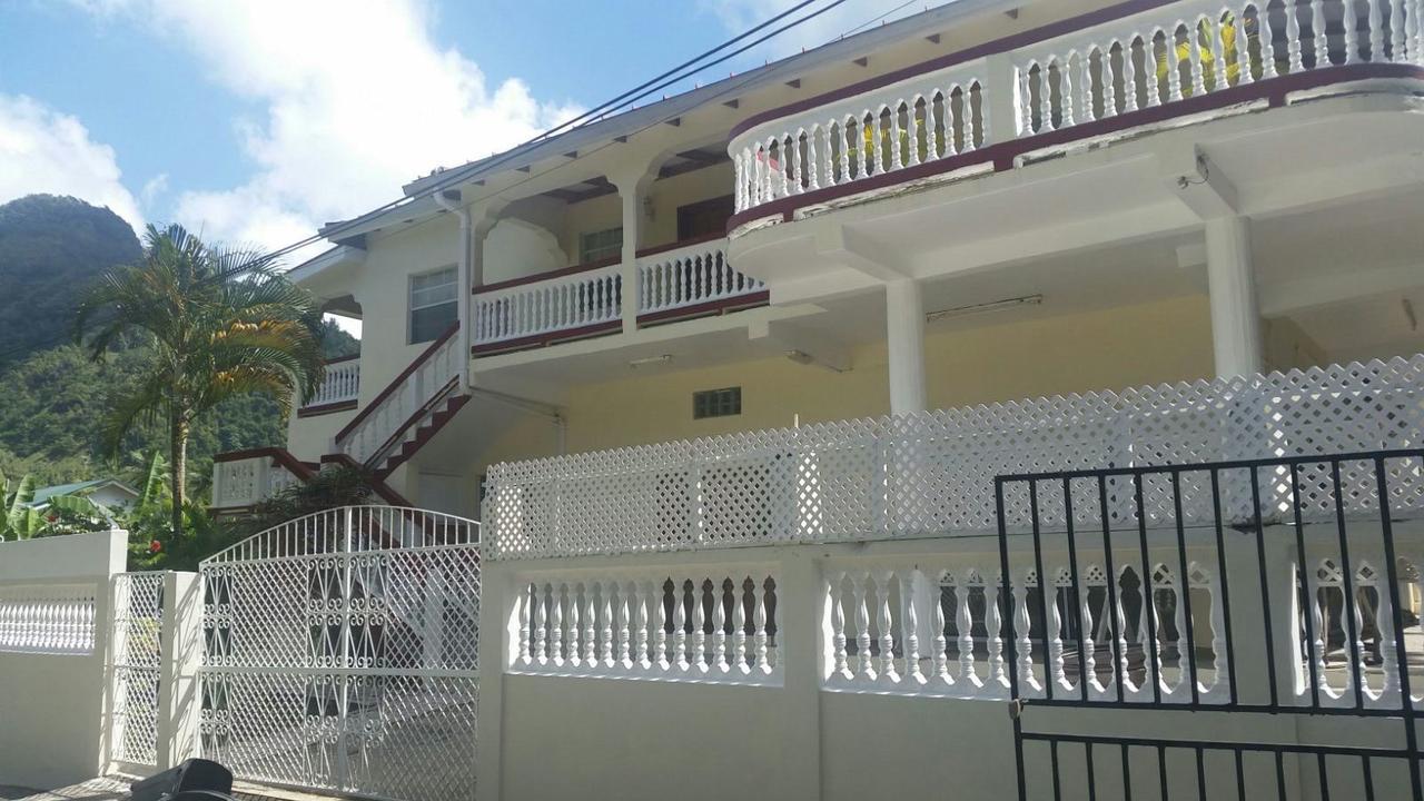 Diamondview Apartment Soufriere Ngoại thất bức ảnh